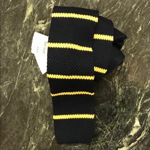 New Pocket square Neiman Marcus 100% cotton Tie